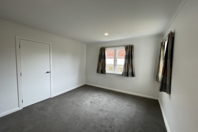 Photo of property in 57 Lynwood Road, New Lynn, Auckland, 0600