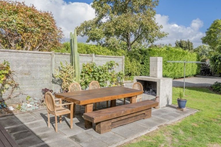 Photo of property in 16 Vance Street, Shannon, 4821