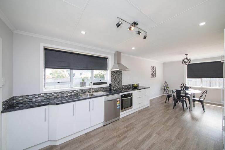 Photo of property in 22 Anakiwa Street, Kelvin Grove, Palmerston North, 4414