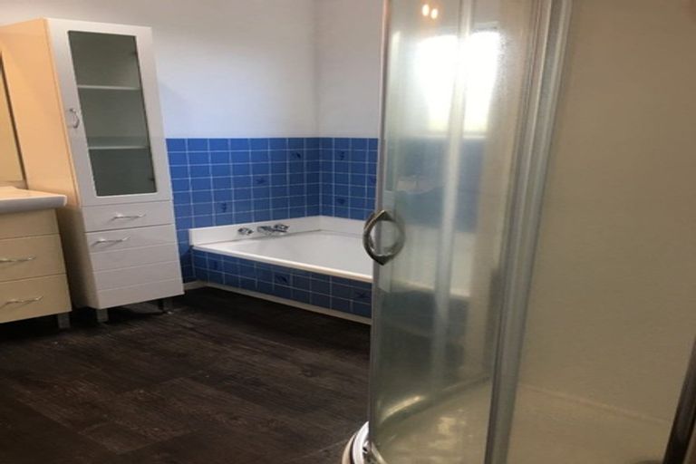 Photo of property in 17b Dover Road, St Andrews, Hamilton, 3200