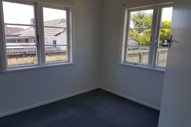 Photo of property in 22 Birdwood Road, Pukekohe, 2120