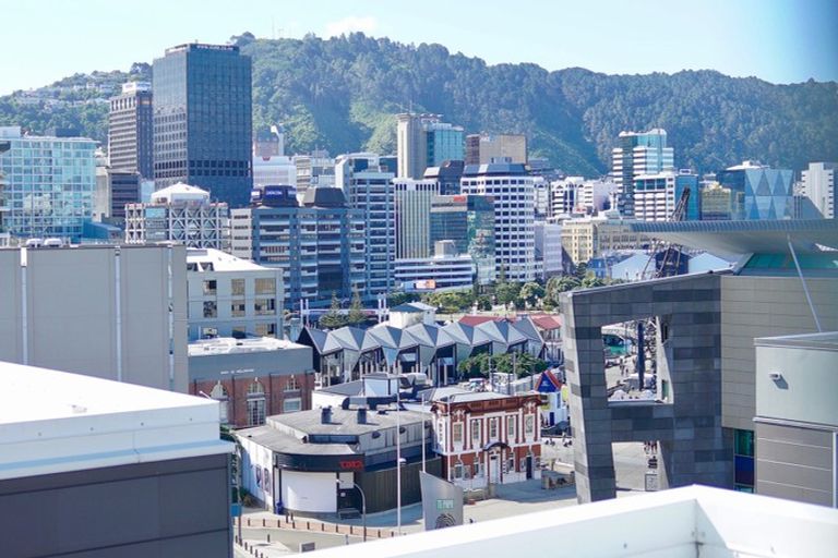 Photo of property in Monument Apartments, 9e/245 Wakefield Street, Te Aro, Wellington, 6011