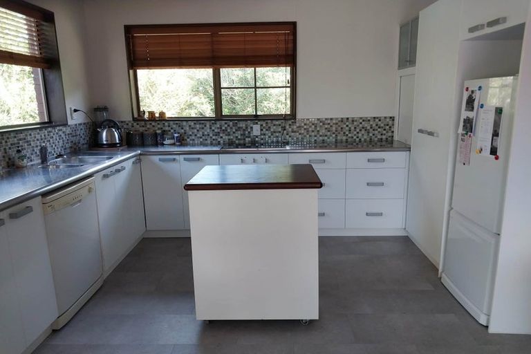 Photo of property in 5 Te Kuru Lane, Pukawa Bay, Turangi, 3381