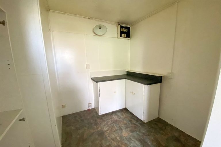 Photo of property in 1 Albert Street, Dannevirke, 4930