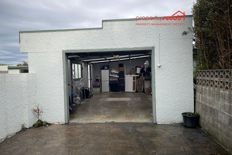 Photo of property in 39 Holloway Street, Waikiwi, Invercargill, 9810