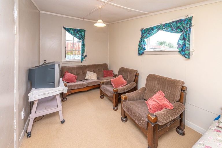 Photo of property in 20 Manuka Street, Castlecliff, Whanganui, 4501