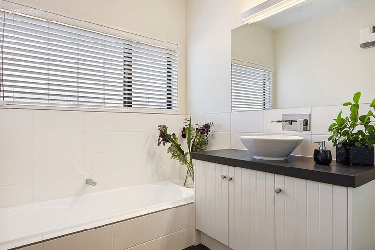 Photo of property in 4 Campbell Lane, Oxford, 7430