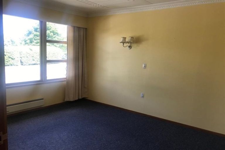 Photo of property in 11 Railway Esplanade, East Gore, Gore, 9710