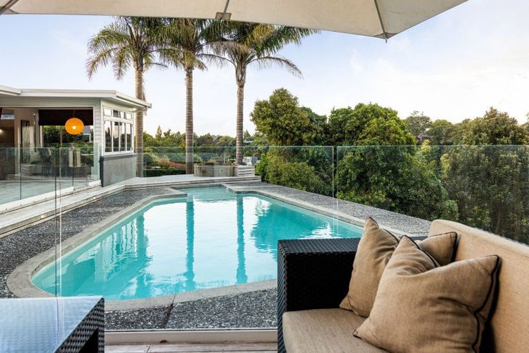 Photo of property in 42 Beerescourt Road, Beerescourt, Hamilton, 3200