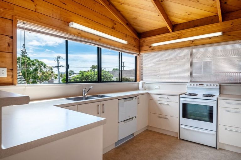 Photo of property in 26b Sydney Street, Hauraki, Auckland, 0622