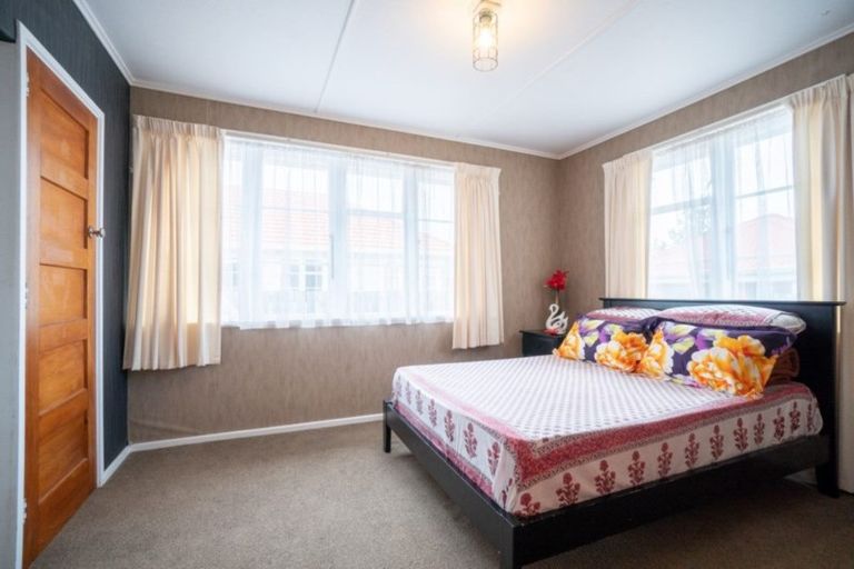 Photo of property in 25 Andrew Avenue, Roslyn, Palmerston North, 4414