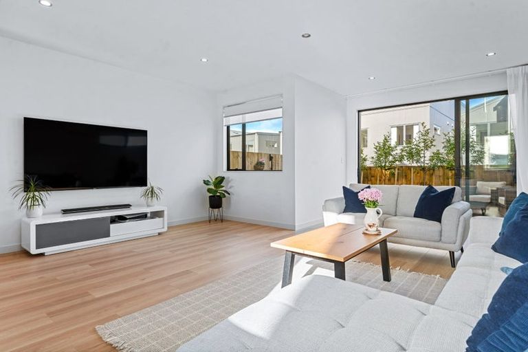 Photo of property in 58 Tahetoka Street, Westgate, Auckland, 0814