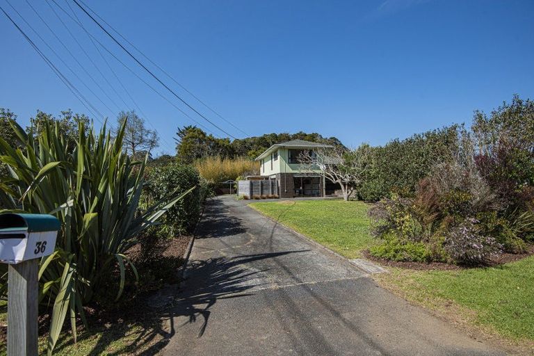 Photo of property in 36 Te Maika Road, Ngunguru, Whangarei, 0173