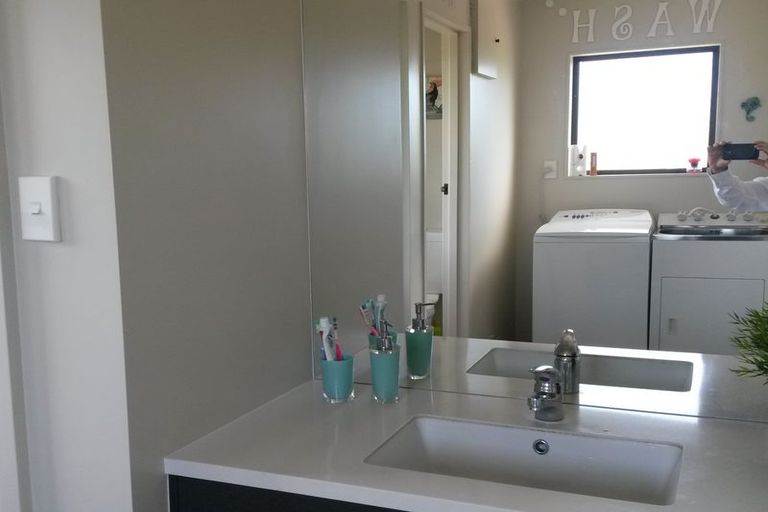 Photo of property in 18 Newberry Place, Richmond Heights, Taupo, 3330