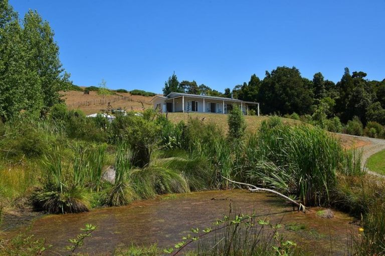 Photo of property in 33 Cory Road, Kaukapakapa, 0873