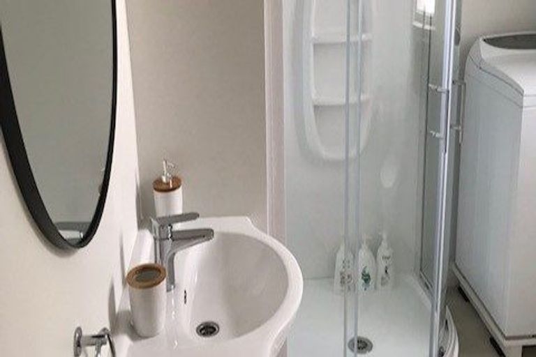 Photo of property in 2d Grey Street, Glenholme, Rotorua, 3010