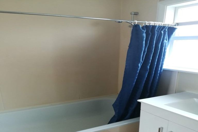 Photo of property in 20 Middleton Road, Upper Riccarton, Christchurch, 8041