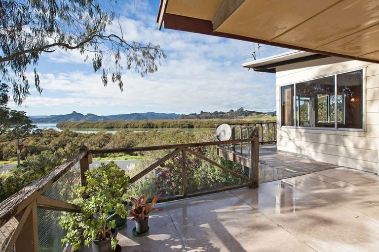 Photo of property in 33 Totara North Road, Totara North, Kaeo, 0479