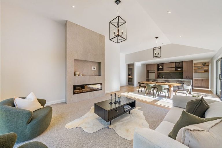 Photo of property in 405a Paekakariki Hill Road, Paekakariki Hill, Porirua, 5381
