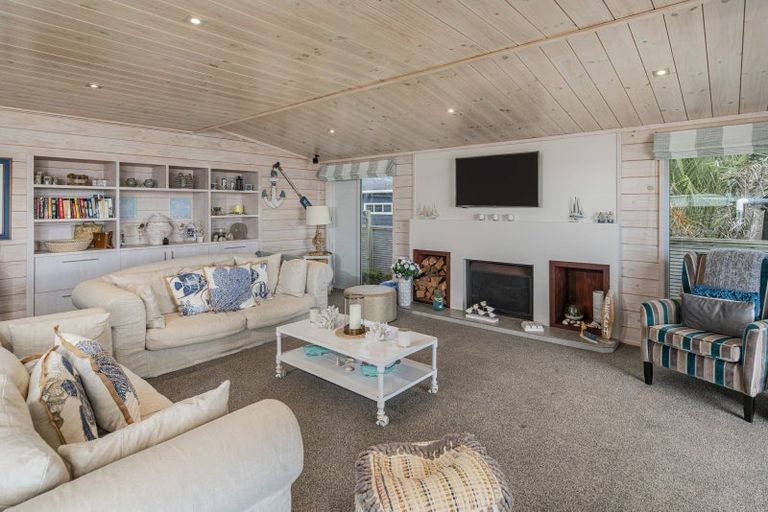 Photo of property in 135 Captain Cook Road, Cooks Beach, Whitianga, 3591