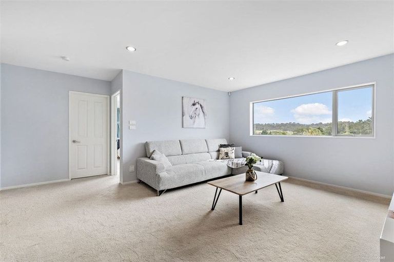 Photo of property in 24 Kellett Road, Ranui, Auckland, 0612
