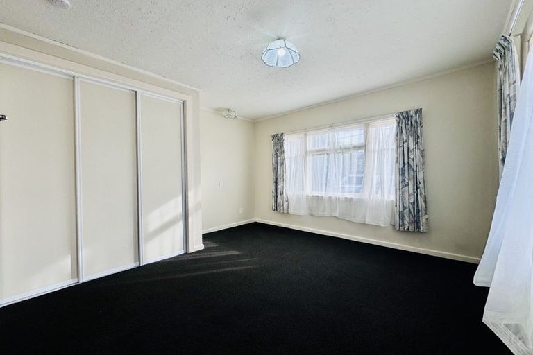 Photo of property in 104 Suva Street, Upper Riccarton, Christchurch, 8041