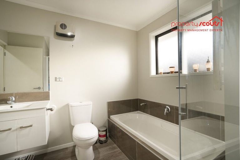 Photo of property in 24 Bradbury Avenue, Rolleston, 7614