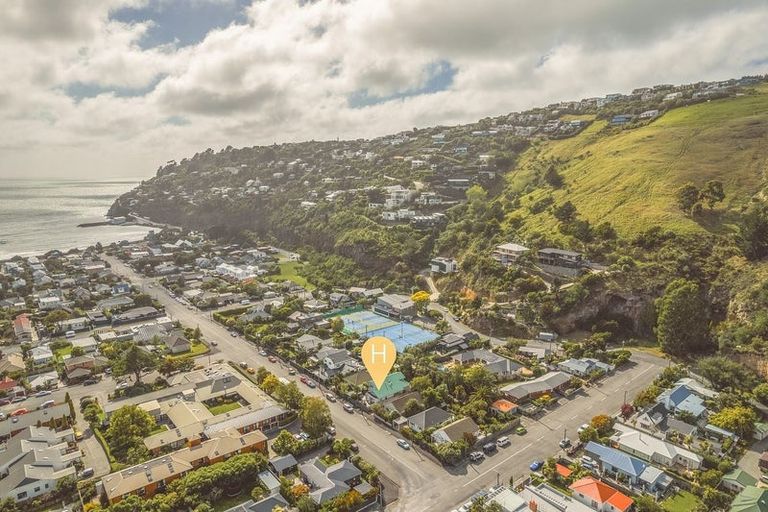 Photo of property in 49 Head Street, Sumner, Christchurch, 8081