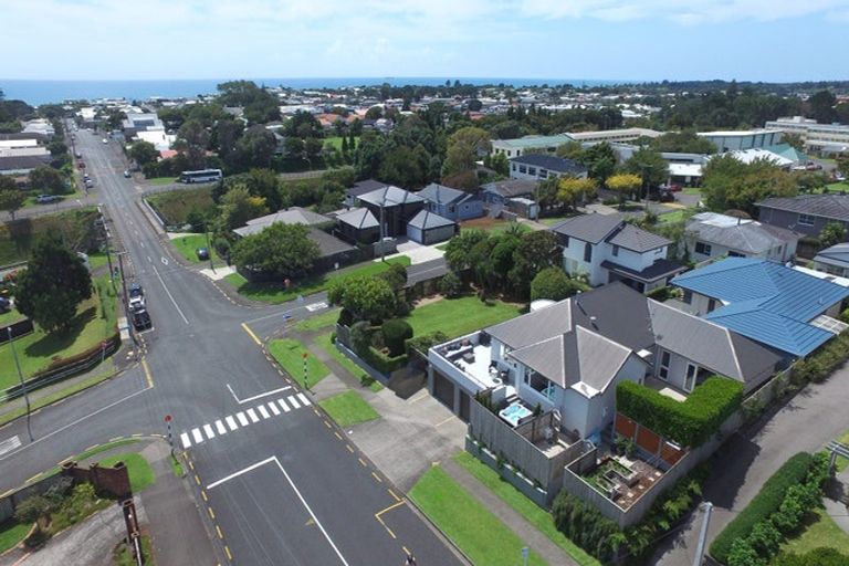 Photo of property in 43 Paynters Avenue, Strandon, New Plymouth, 4312