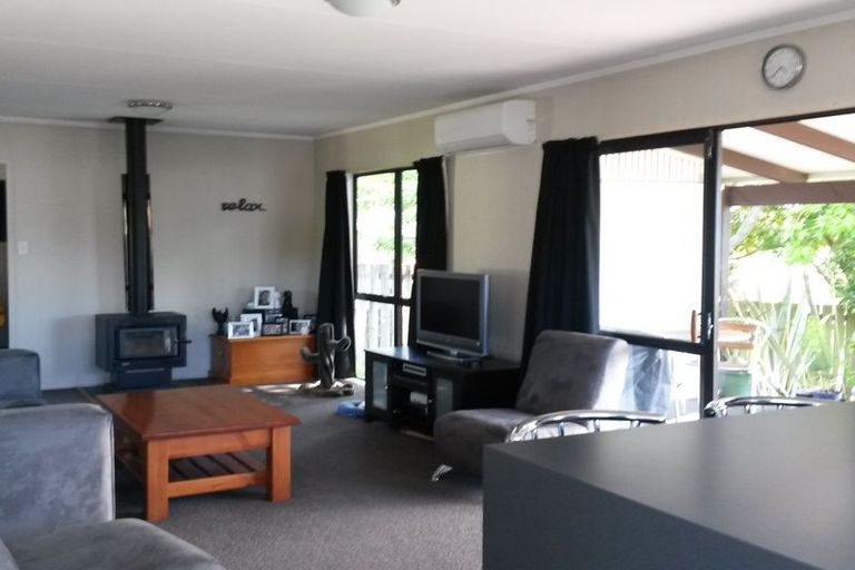 Photo of property in 18 Newberry Place, Richmond Heights, Taupo, 3330