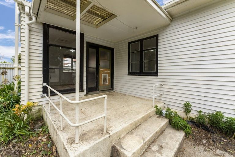 Photo of property in 4 Nathan Place, West End, Palmerston North, 4412