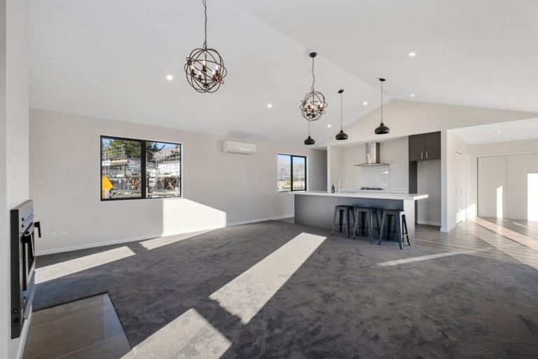 Photo of property in 27 Dingle Street, Lake Hawea, Wanaka, 9382