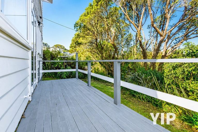 Photo of property in 1 Benares Street, Khandallah, Wellington, 6035