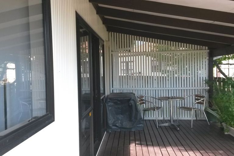 Photo of property in 18 Newberry Place, Richmond Heights, Taupo, 3330