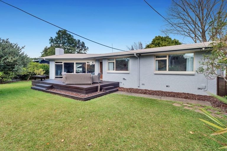 Photo of property in 28 Beverley Crescent, Hillcrest, Hamilton, 3216