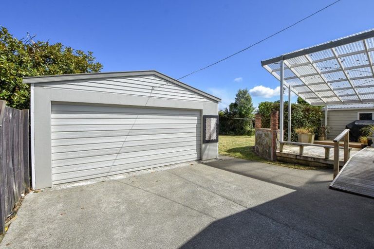Photo of property in 12 Garrison Street, Carterton, 5713