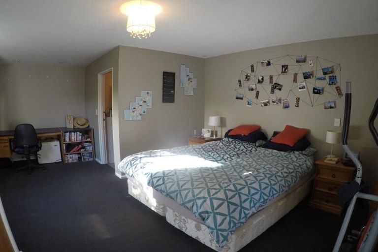 Photo of property in 19 Tika Street, Riccarton, Christchurch, 8041