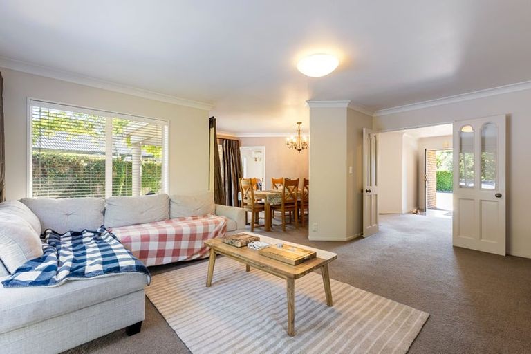 Photo of property in 18 Halcione Close, Flagstaff, Hamilton, 3210