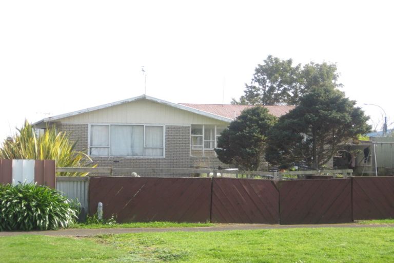 Photo of property in 39 High Street East, Waitara, 4320