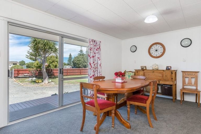 Photo of property in 562 Leigh Road, Whangateau, Warkworth, 0985