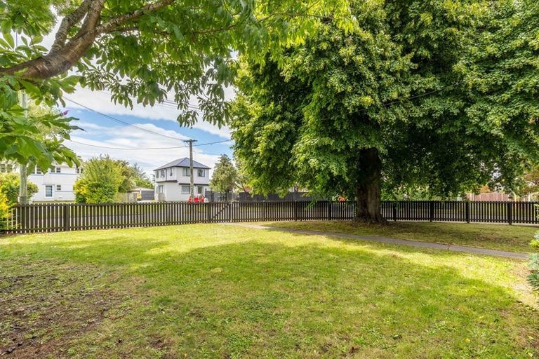 Photo of property in 15 Attlee Crescent, Bryndwr, Christchurch, 8053