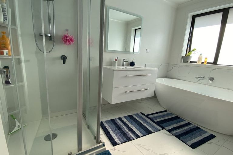 Photo of property in 28 Inuwai Street, Glenview, Hamilton, 3206