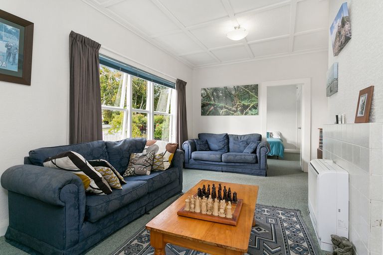 Photo of property in 2 College Street, Te Awamutu, 3800