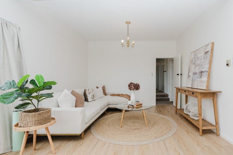 Photo of property in 2 Dorothy Place, Hillcrest, Hamilton, 3216