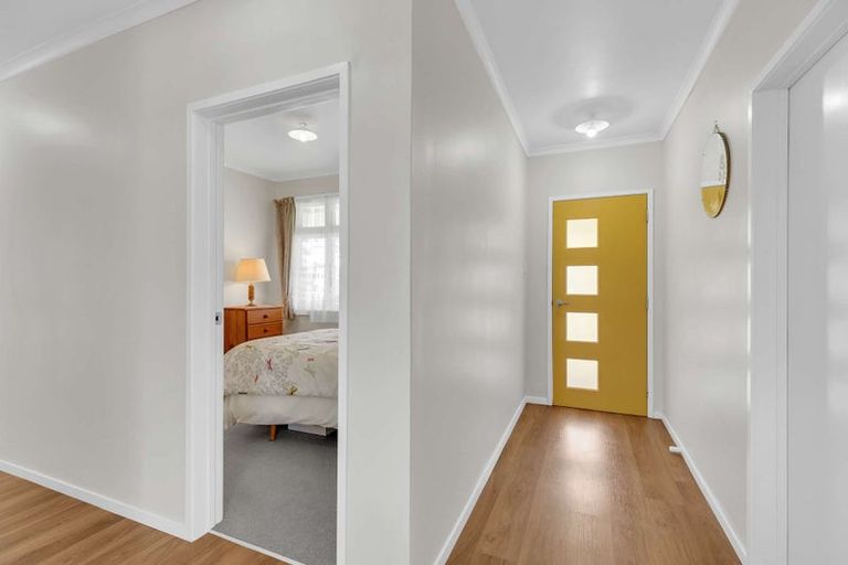 Photo of property in 22 Kawatiri Avenue, Gonville, Whanganui, 4501