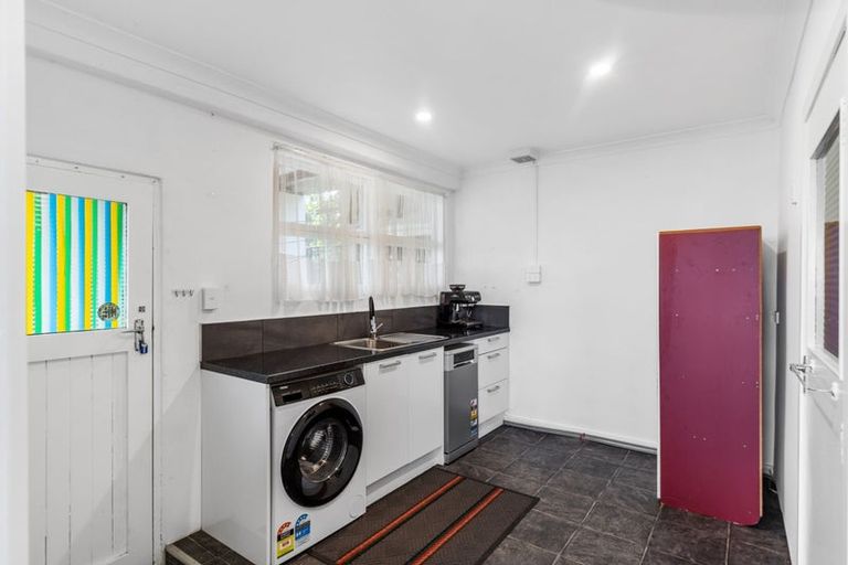 Photo of property in 2 Miro Street, Te Aroha, 3320