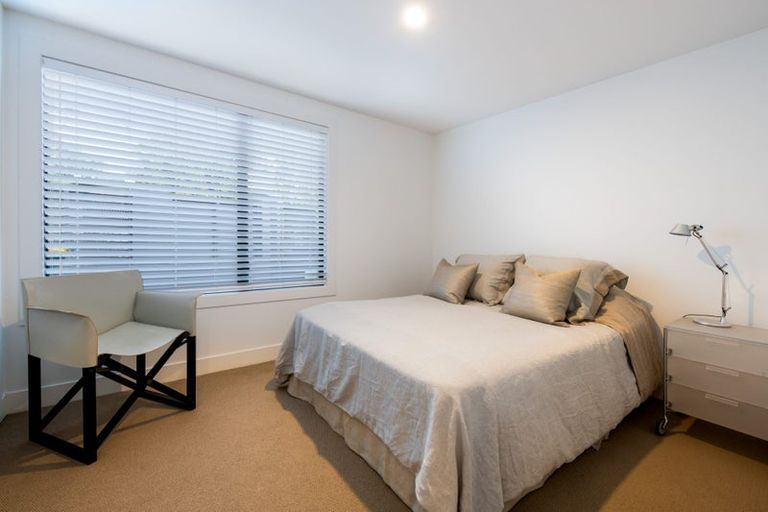 Photo of property in 1/16 Clifton Road, Hauraki, Auckland, 0622