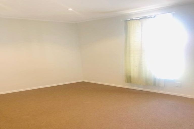 Photo of property in 62 Calthorp Close, Favona, Auckland, 2024