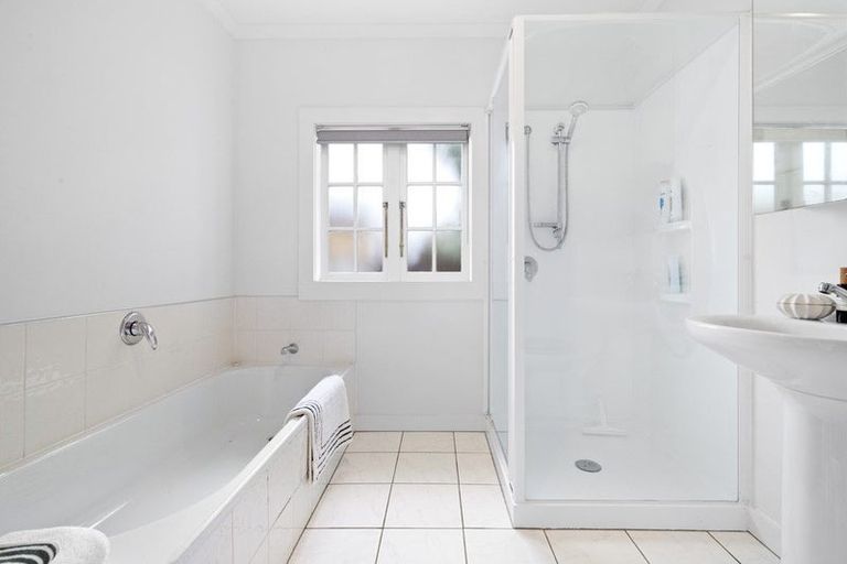 Photo of property in 245a Victoria Street West, Pukekohe, 2120