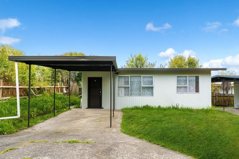 Photo of property in 1/60a View Road, Henderson, Auckland, 0612